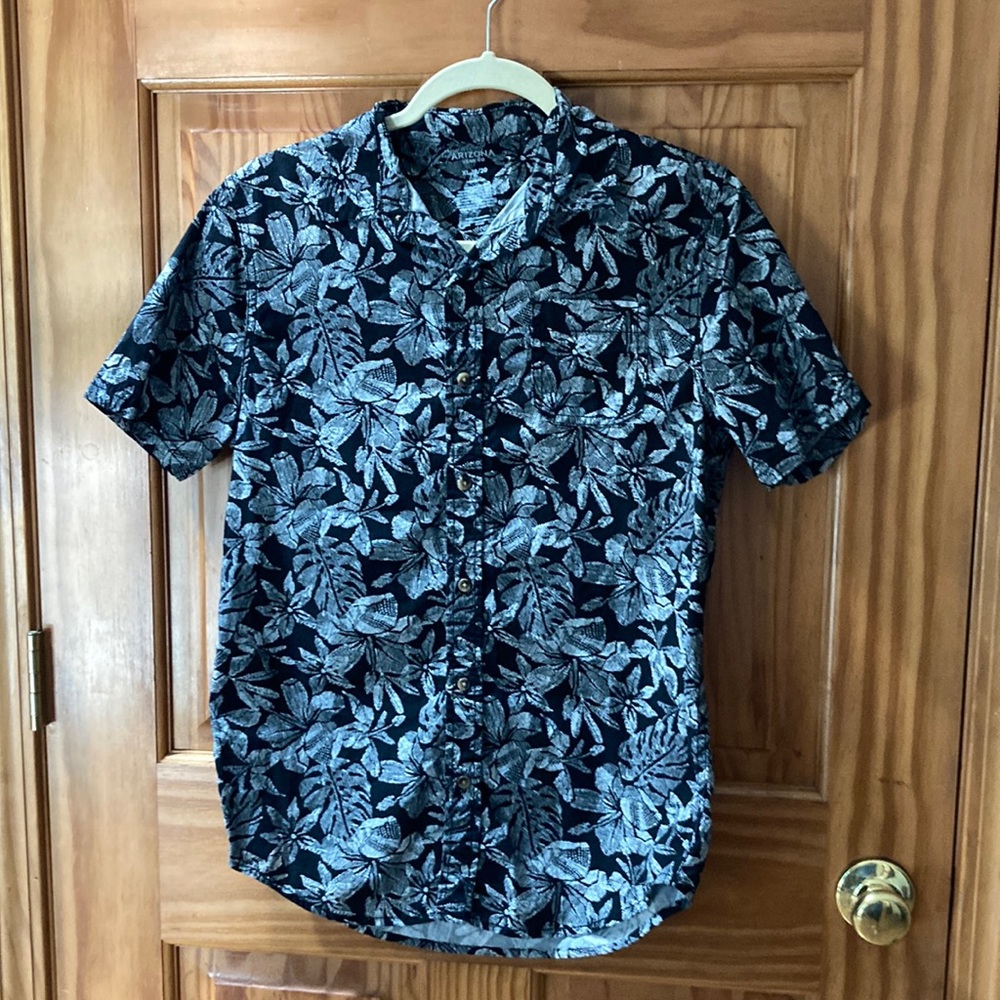 White plants Arizona shirt